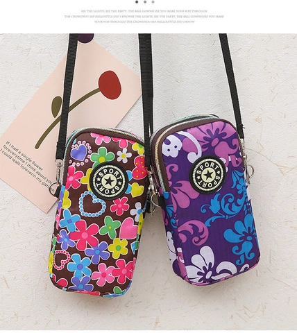 Mini Crossbody Bag Nylon Multi-Layer Zipper Cell Phone Pouch Floral Print Adjustable Strap Lightweight Small Purse