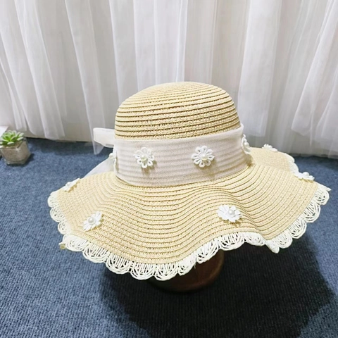 Women Straw Sun Hat Woven Wide Wavy Brim Little Daisy Floral Beaded Mesh Ribbon Lace Edge Summer Beach Elegant Chic