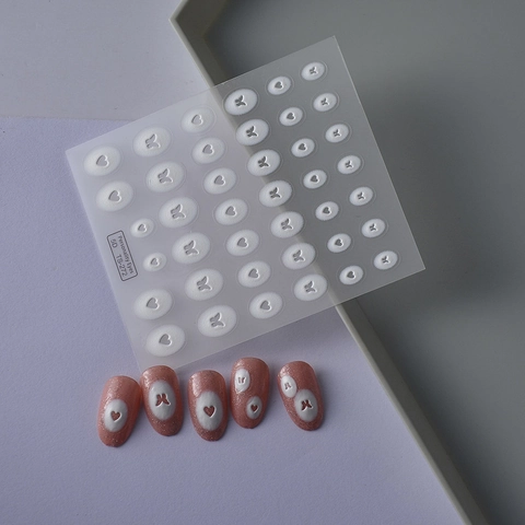 Pegatinas De Uñas 5D Estereoscópico Relieve Mariposa Corazón Patrones Lujo Blanco Calcomanías Para Mujeres Decoración Manicura