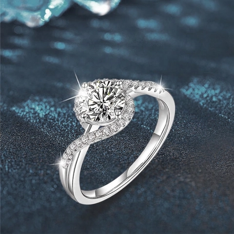 Moissanite Ring 925 Sterling Zilver Gevlochten Arm Halo Ontwerp Ronde Slijpvorm Verloving Bruiloft Sieraden Voor Vrouwen Elegant