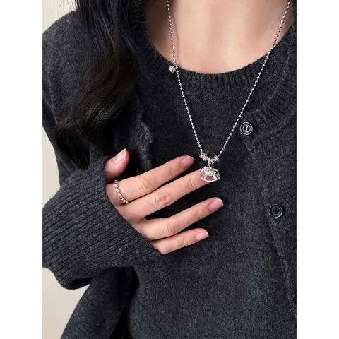 Collier Pendentif Cheval et Fleur en Zirconia pour Femmes Collier Chaîne en Y Plaqué Or Argent Réglable pour Pull Bijoux de Mode