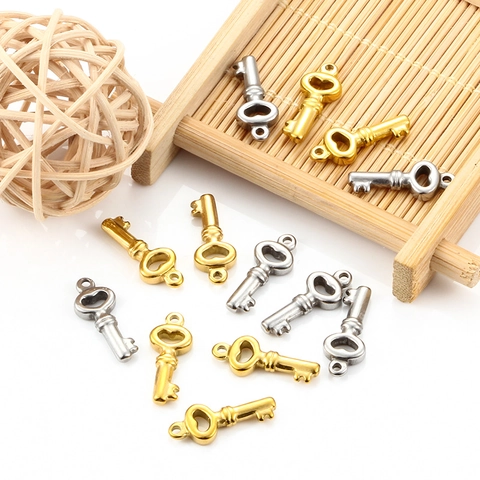 Ciondolo A Chiave Acciaio Inossidabile Design Cuore Cavo DIY Creazione Gioielli Collana Bracciale Accessorio