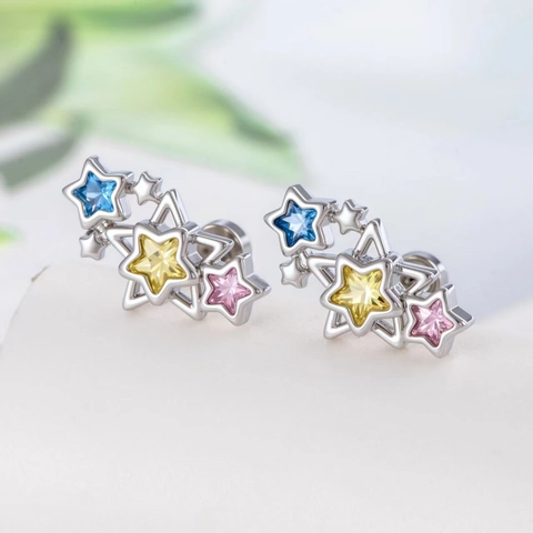 Ster Kraakbeen Piercing Stud Titanium Staal Kleurrijke Zirkonia Oorbel Schroefsluiting Pentagram Lichaamssieraden Voor Dames
