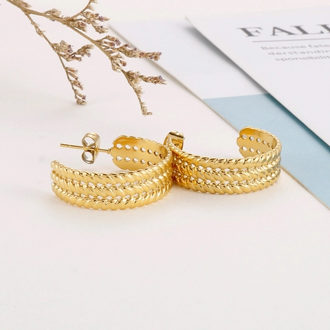 C-Form Creolen Edelstahl Gedrehte Geflochtene Textur Geometrischer Retro Französischer Stil Modeschmuck Für Damen