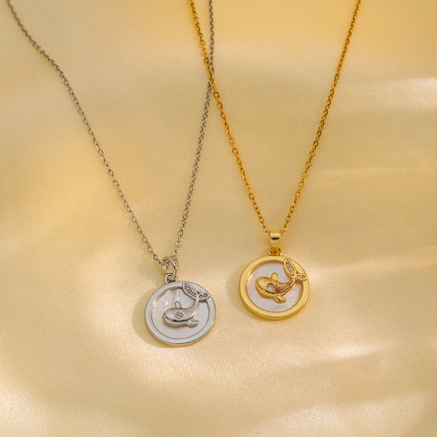Elegante Dolfijn Walvis Hanger Ketting Titanium Staal Kunstparelmoer Zirkonia Luxe Niche Ontwerp Sieraden Vrouwen