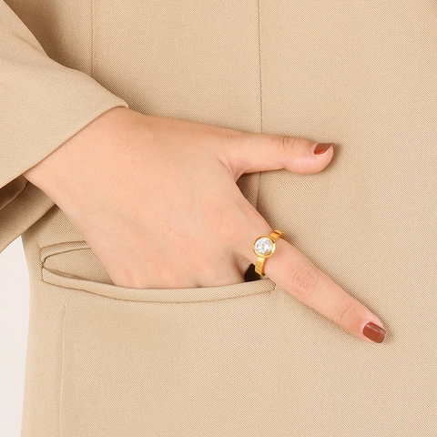 Round Zircon Inlaid Stainless Steel Geometric Ring Minimalist Fashion Finger Jewelry For Women Elegant Commuter Style