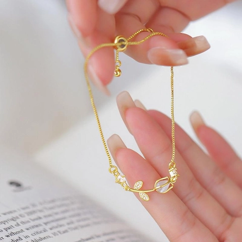Tulip Flower Bracelet Copper Jewelry With Cat Eye Stone Zircon Adjustable Bolo Clasp Elegant Floral Accessory For Women