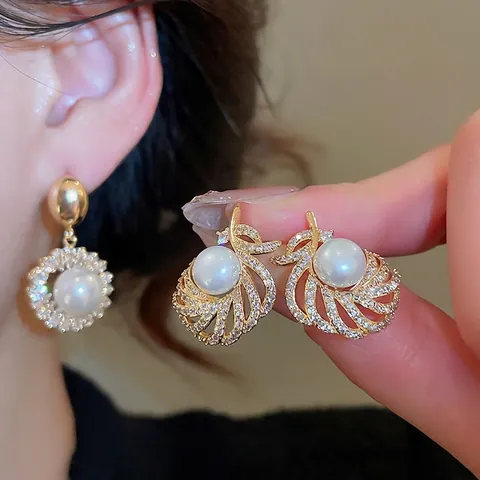 French Vintage Artificial Pearl Stud Earrings With Silver Earring Post 18K Gold Plated Alloy Zircon Palace Luxury Jewelry For Women