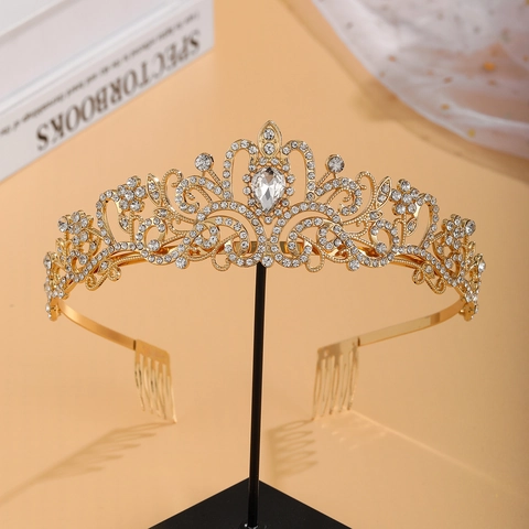 Luxury Alloy Rhinestone Wedding Crown Tiara For Bride Hollow Scroll Design Hair Accessories Birthday Party Headpiece Women Jewelry