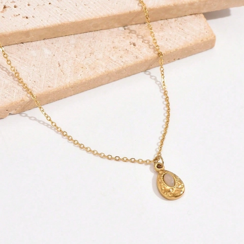 Water Drop Pendant Necklace Stainless Steel Hammered Metal White Zircon Vintage Gold Clavicle Chain For Women
