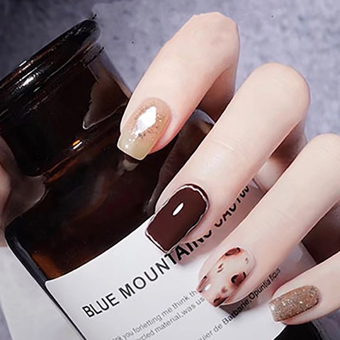 Leopard Print Coffee Brown Press On Nails Short Square Artificial False Fingernails Glitter Stylish Reusable Decorative