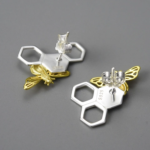 Asymmetrical Bee And Honeycomb Stud Earrings Handmade 925 Sterling Silver 18K Gold Plated Jewelry For Women