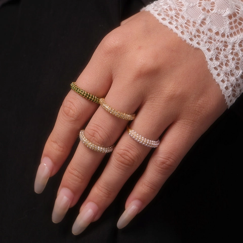 Luxury 18K Gold Plated Stainless Steel Pave Zircon Ring For Women Light Luxury Stackable Finger Ring Elegant Jewelry Gift