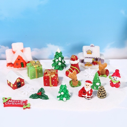 Mini Christmas Resin Ornaments Micro Landscape Santa Claus Reindeer Snow House Accessories For DIY Fairy Garden Terrarium