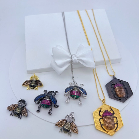 Copper Rhinestone Insect Pendant Necklace Colorful Zircon Beetle Bee Dragonfly Spider Fashion Jewelry For Women