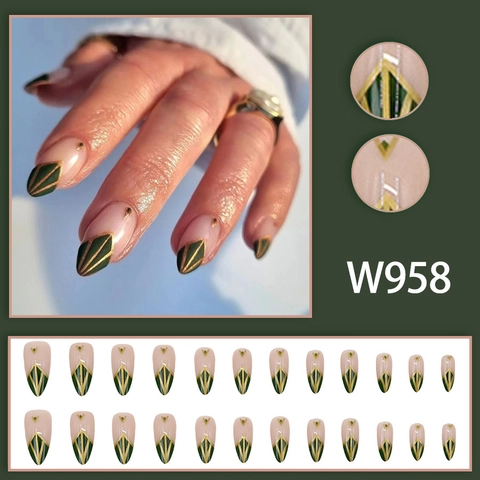 Unghie Finte Francesi Mandorla Verde Oliva Linee Geometriche Dorate Eleganti Unghie Artificiali Per Donne Design Nicchia