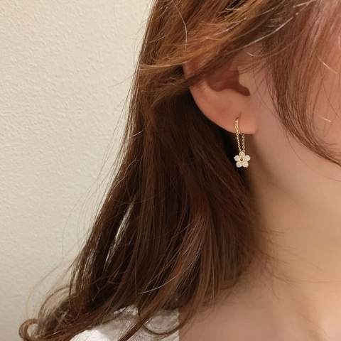Orecchini A Fiore In Rame Catena Lunga Zircone Incastonato Huggie Hoop Elegante Stile Coreano Gioielli Per Donne
