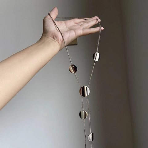 Silver Tone Alloy Y-Shape Long Necklace Five Round Polished Discs Minimalist Tassel Jewelry For Women