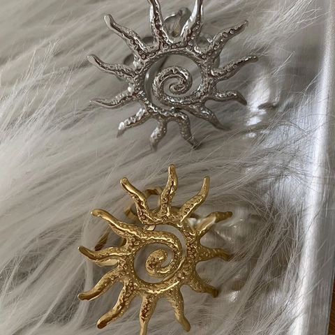 Stainless Steel Sun Starburst Open Ring Spiral Center Pleated Hammered Texture Vintage Bohemian Style Jewelry For Women