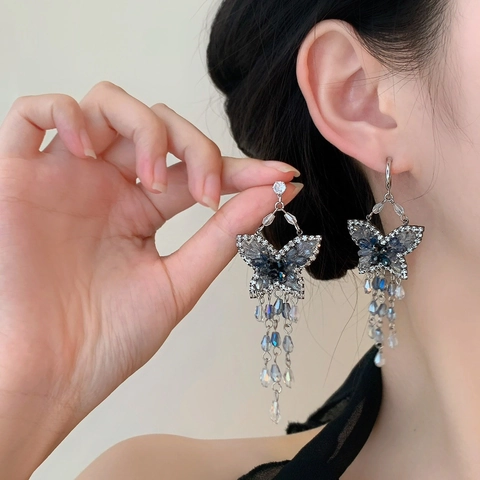 Orecchini Lunghi Con Nappine A Farfalla Con Perno In Argento Sterling 925 Cristallo Blu Strass Per Donna Elegante