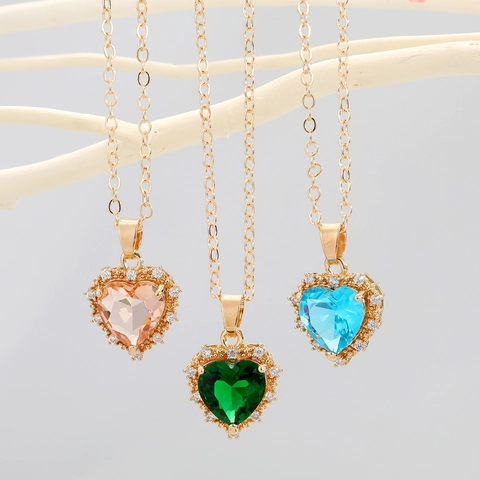 Herz Kristall Anhänger Halskette Vergoldet Legierung Straß Schlüsselbeinkette Romantisch Elegant Schmuck Geschenk Für Frauen