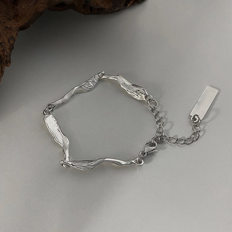 Pulsera De Aleación Con Texture De Lava Irregular Para Mujer Estilo De Metal Líquido Minimalista Color Plata Joyería Ajustable