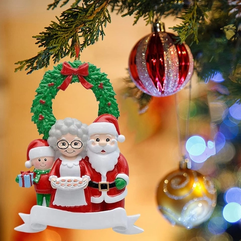 Family Christmas Ornament Resin Hand Painted Hanging Decor Festive Holiday Tree Decoration With Blank Banner