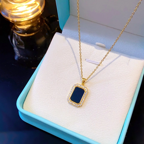 Titanium Steel Rhinestone Geometric Square Pendant Necklace Women Minimalist Gold Silver Plated Clavicle Chain Jewelry