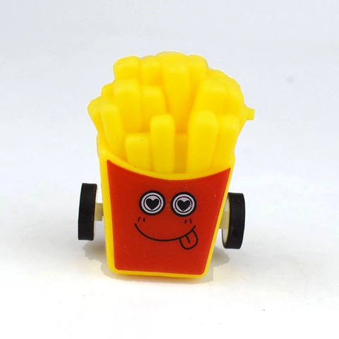 French Fries Shaped Pull Back Toy Car Cartoon Food Mini Plastic Friction Vehicle For Kids Party Favors