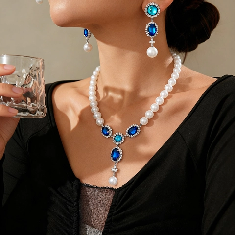 Gioielli Stile Corte Vintage Collana E Orecchini Cristallo Blu Strass Lega Finta Perla Artificial Perno Orecchini Argento Donna