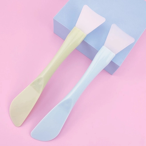 Silicone Face Mask Brush Dual Head Mud Applicator Scraper Skin Care Beauty Tool Plastic Handle