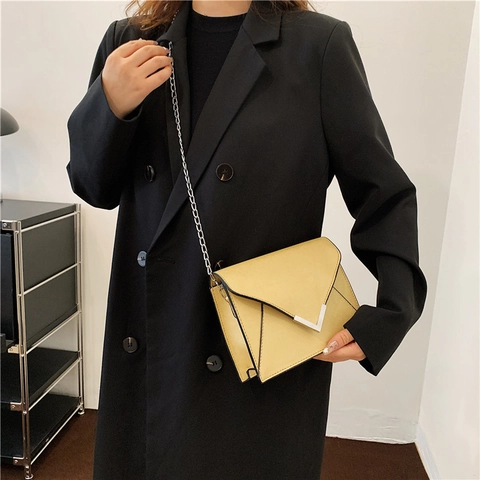 Women Envelope Crossbody Bag PU Leather Metal Chain Strap V-Shaped Buckle Retro Small Square Shoulder Purse Chic Casual