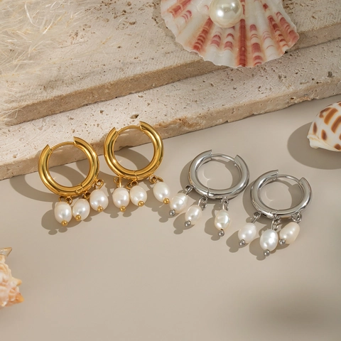Boucles D Oreilles Créoles Avec Pendants Perles D Eau Douce Plaqué Or 18K Acier Inoxydable 304 Étanche Style Rétro