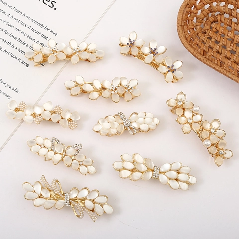 Elegant Korean Style Bow Flower Hair Clip With Alloy Rhinestone Synthetic Cat Eye Stone And Faux Artificial Pearl For Women