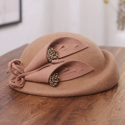 Cappello Cloche Da Donna In Feltro Di Lana Elegante Con Decorazione Floreale 3D Perline Retro Inverno Autunno