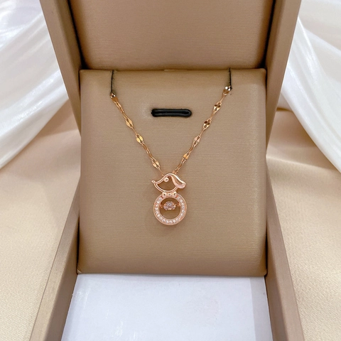Collier Pendentif Chien Avec Zircon Dansant Chaîne En Acier Inoxydable Et Cuivre Plaqué Or Rose Bijoux Élégants Pour Femmes