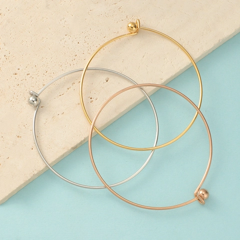 Brazalete Minimalista De Acero Inoxidable Pulido Con Cuenta Roscada Diseño Abierto Joyería Elegante Para Mujer