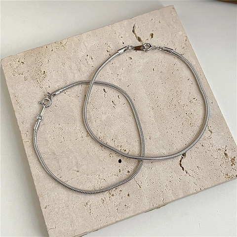 Bracciale a Catena a Serpente in Argento Sterling 925 per Donna Moda Minimalista Superficie Galvanizzata Liscia Gioielli Stile Retrò