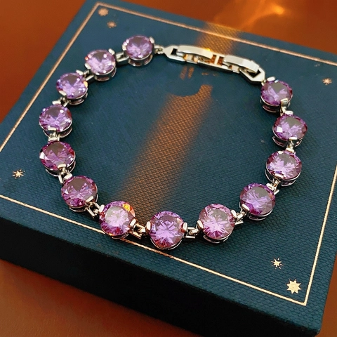 Luxus Tennisarmband Mit Lila Runden Zirkonia Für Damen Elegantes Kupferschmuckstück Mit Exquisitem Verschluss