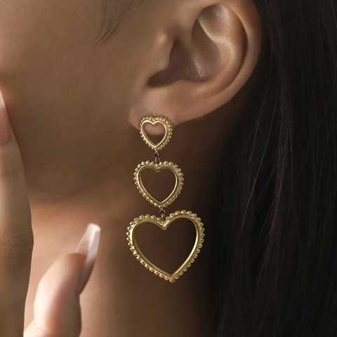 Orecchini Pendenti A Cuore Con Perno In Acciaio Inossidabile Placcato Oro 18K Perla Artificial Sintetica Multistrato Per Donna