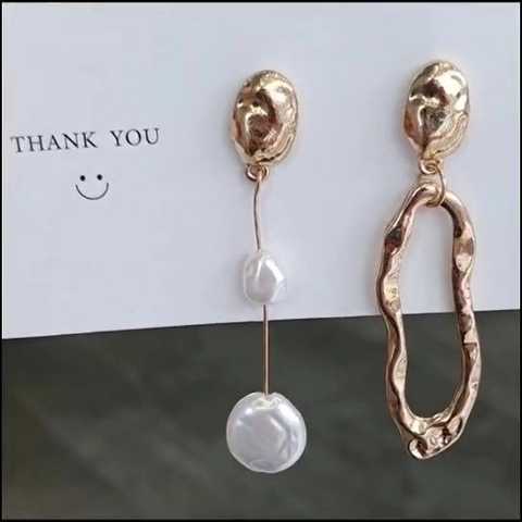 Asymmetric Irregular Artificial Baroque Pearl Earrings Hammered Metal Hoop Dangle Jewelry With 925 Sterling Silver Earring Post For Women