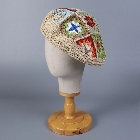 Damen Handgehäkelte Papierstroh Baskenmütze Vintage Granny Square Atmungsaktive Böhmische Sommer Malermütze