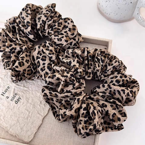 Leopard Print Scrunchies Large Fabric High Elasticity Fashion Hair Ties Women Trendy Headwear Accessories