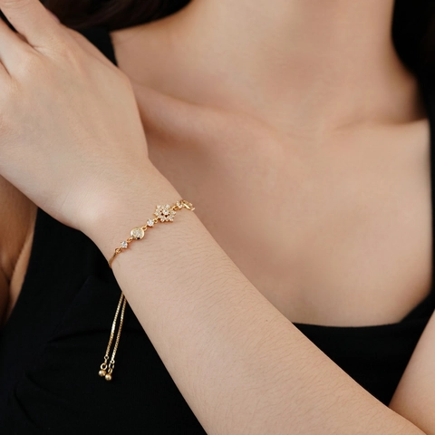 Snowflake Adjustable Bracelet Copper Zircon Elegant Flower Motif Slider Clasp Fashion Jewelry For Women