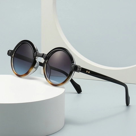 Vintage Round Sunglasses PC Frame UV400 Protection Trendy Eyewear With Metal Rivets For Street Fashion Unisex Retro