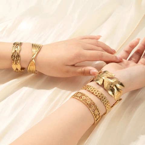 Women Stainless Steel Cuff Bracelet Hollow Leaf Geometric Open Bangle Fashion Jewelry Exaggerated Style