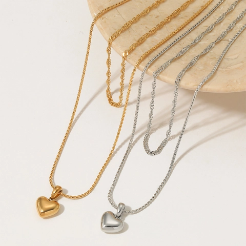 Double Layer Heart Pendant Necklace Stainless Steel PVD Gold Plated Waterproof Non Tarnish Fashionable Elegant Women Jewelry