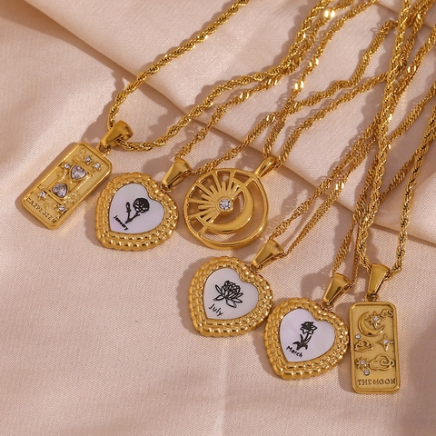 Collier Pendentif Tarot en Acier Inoxydable Plaqué Or 18K Vintage pour Femmes Bijoux de Chaîne Torsadée de Fleur de Naissance de Coeur de Coquille Rétro