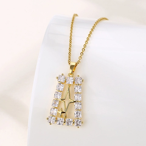 Collier Pendentif Étoile Carré Acier Inoxydable Avec Zircon Plaqué Or Chaîne Ras De Cou Géométrique Pour Femmes