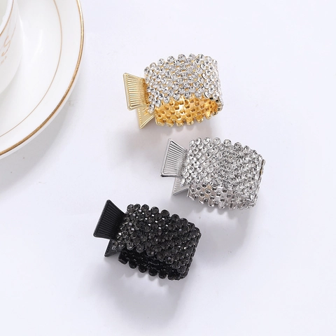 Alloy Rhinestone Ponytail Claw Clip Elegant Round High Pony Holder Hair Accessory For Women